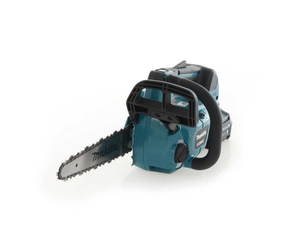 Makita UC006GZ a batteria con barra carving da 25 cm